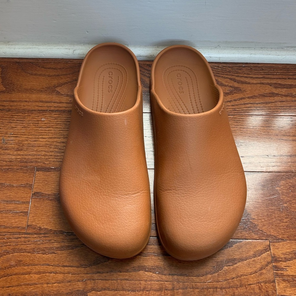 CROCS Dylan Clogs